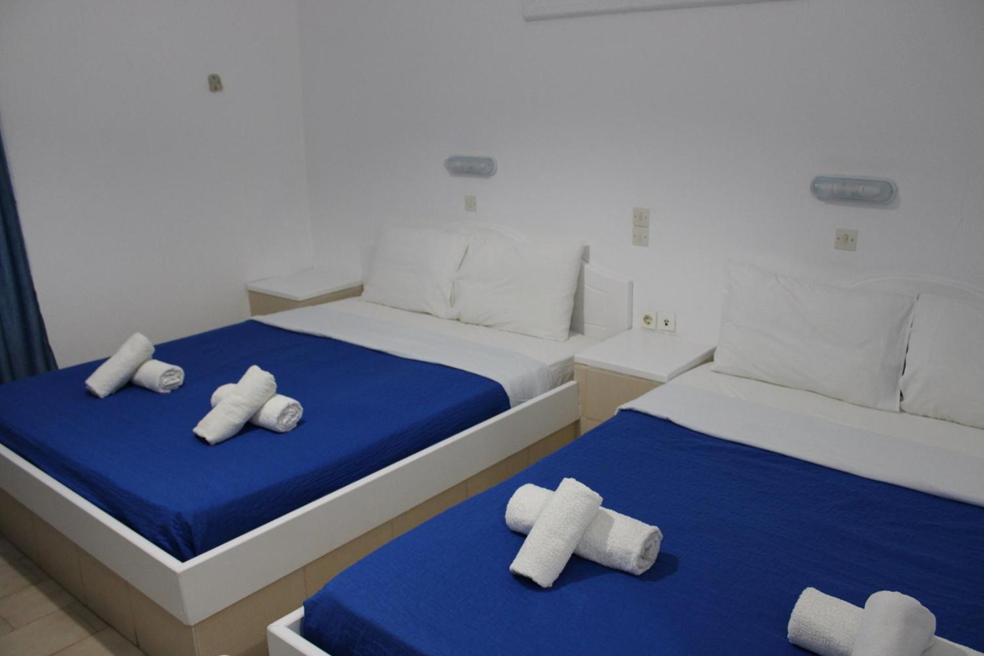 The Three Anchors Rooms Emporio  Eksteriør billede